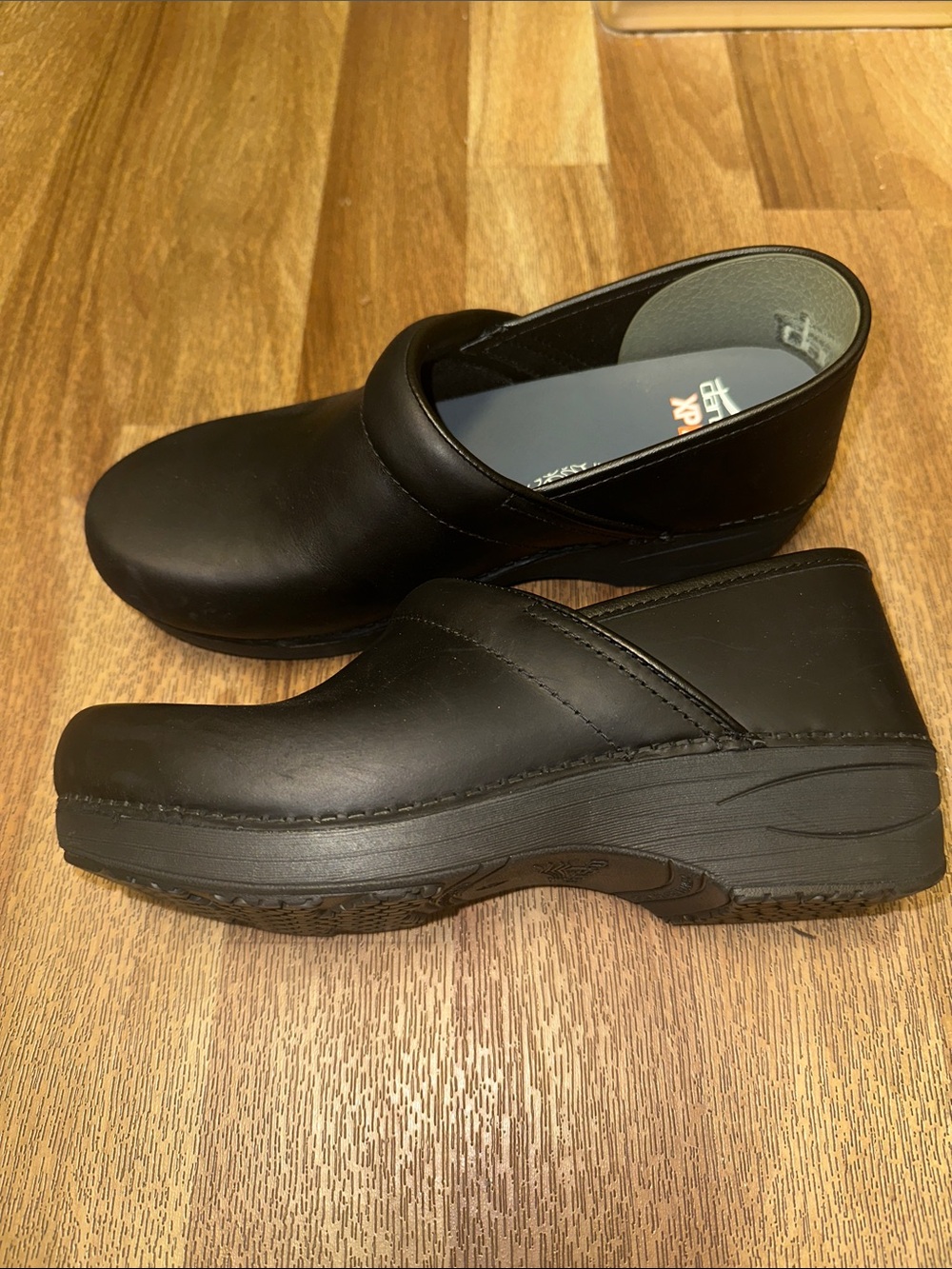 DANSKO Professional 2.0 Black Leather Waterproof Occupational Clogs sz 40 9.5 10